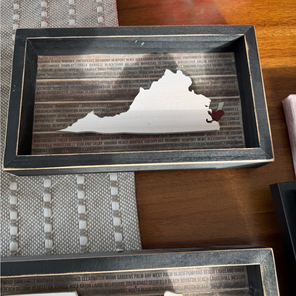 Primitives by Kathy Black and White Virginia State Tray